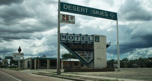 desert_skies_motel_holbrook